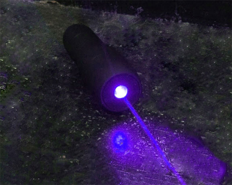 405nm 200mw 500mw 青紫色の光 潜水レーザー懐中電灯