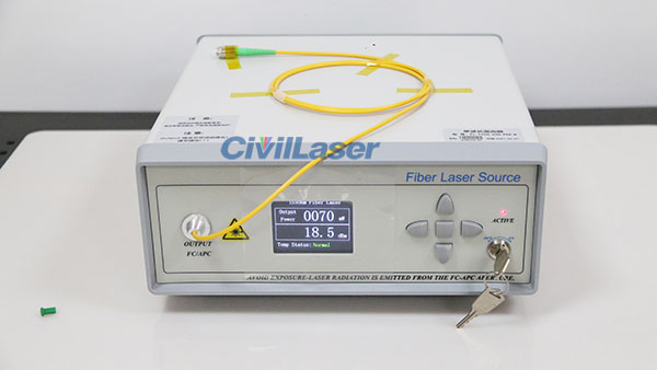1550nm 200mW PMファイバーレーザーシステム