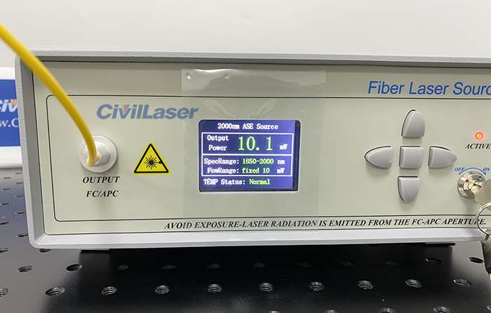 2000nm バンド ASE ブロードバンド SM ファイバー光源 ベンチトップ